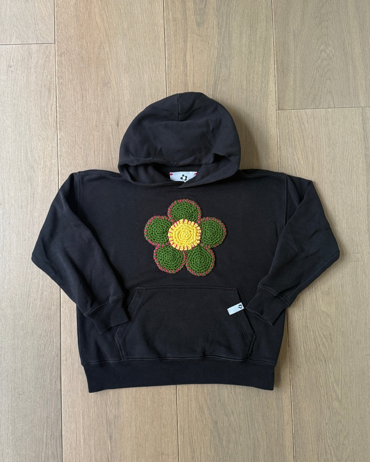 flower sweatshirt, M (8-9)