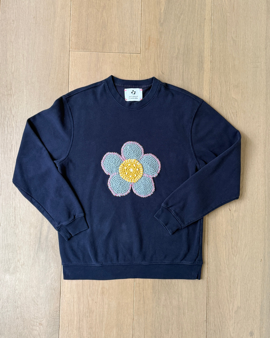 flower sweatshirt, M