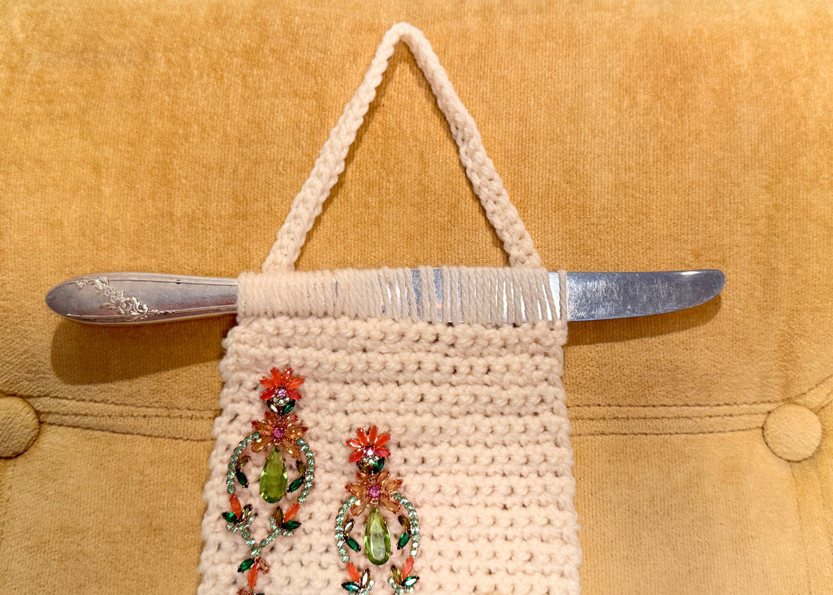 jewelry hanger, big knife no.1